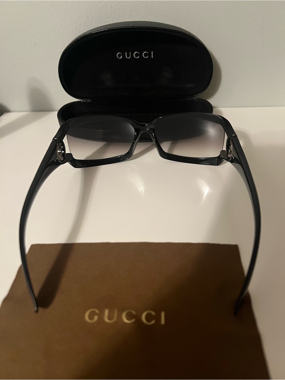 Gucci Women’s Sunglasses - Black - Picture 6 of 12
